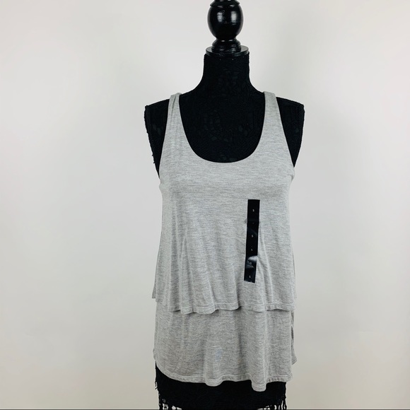 Banana Republic Tops - Banana Republic Women's Gray tiered Sleeveless Tank Top Small
